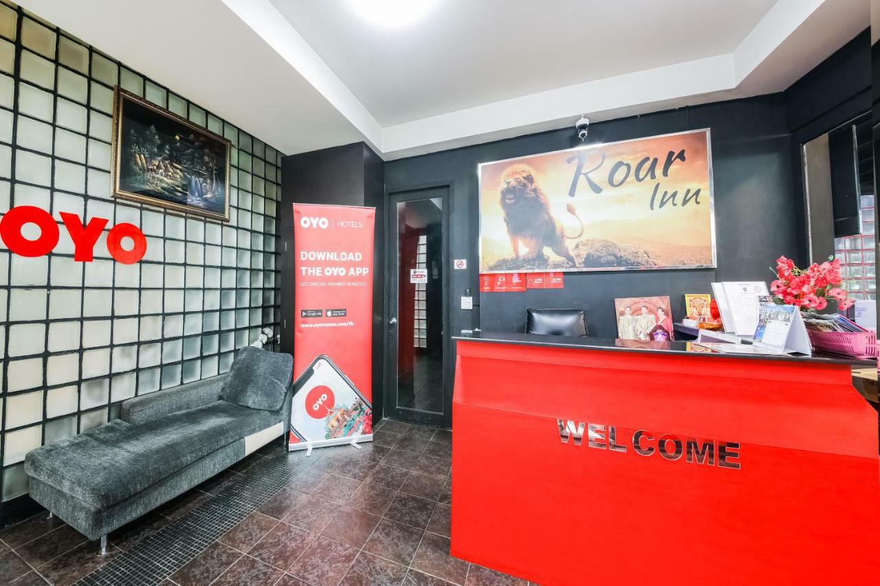 Oyo 244 Roar Inn Patong Buitenkant foto